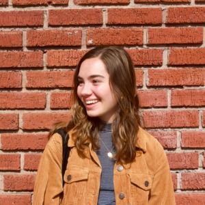 Meet your Posher, Simone